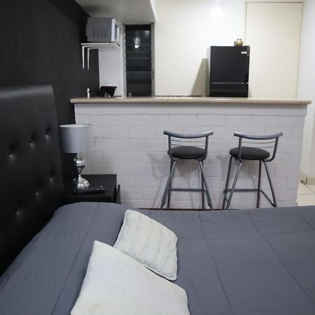 Super Suite Con Bano Y Cocina Excelente Ubicacion Meksika Dış mekan fotoğraf